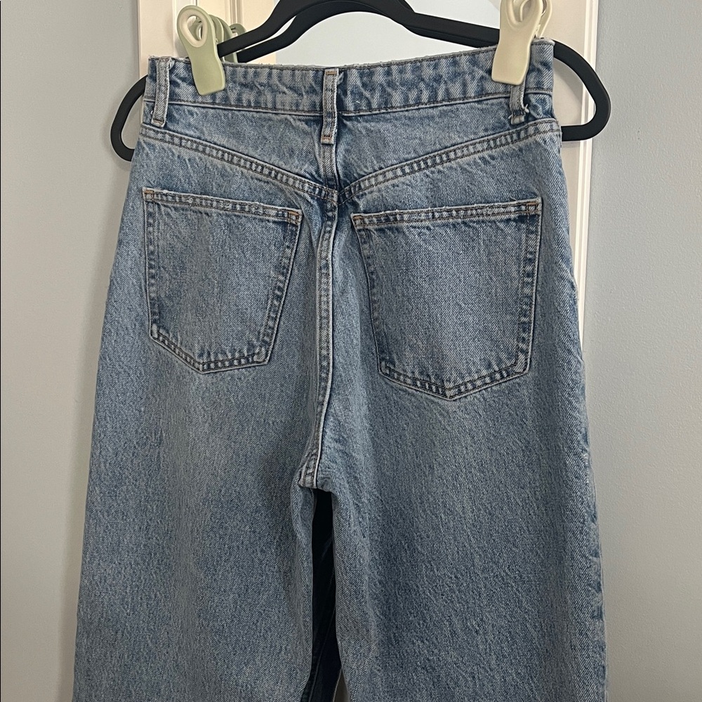Zara Light Wash Distressed Wide Leg Jeans Sz 4 - Picture 5 of 8